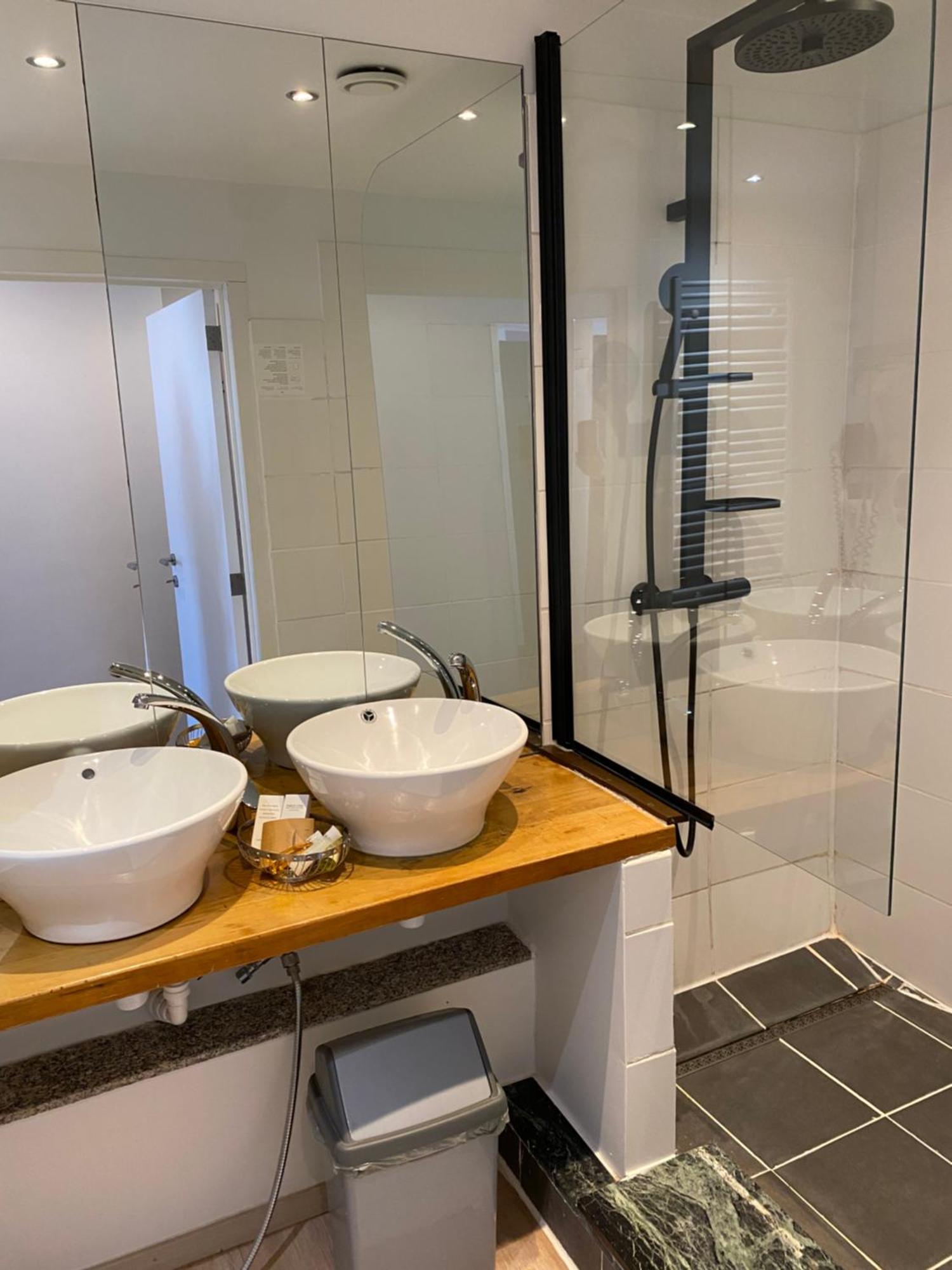 Hotel De Backer 3*